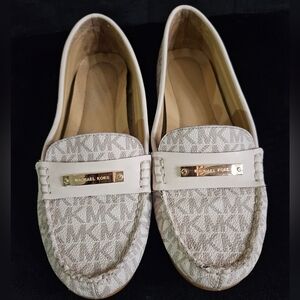 Michael Kors Women's Cream Loafers